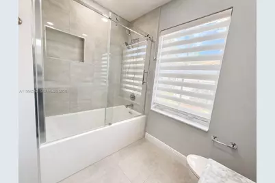 717 Tanglewood Cir, Weston, FL 33327 - Photo 7