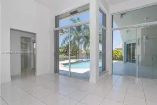 3066 Lakewood Cir, Weston, FL 33332 - Photo 9