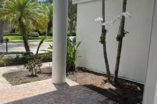 3066 Lakewood Cir, Weston, FL 33332 - Photo 3