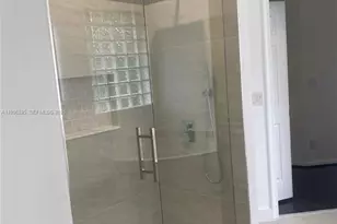 3066 Lakewood Cir, Weston, FL 33332 - Photo 9