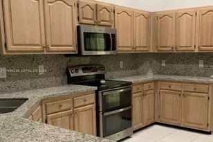 3066 Lakewood Cir, Weston, FL 33332 - Photo 11