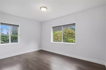 180 Seaman Ave, Opa Locka, FL 33054 - Photo 15