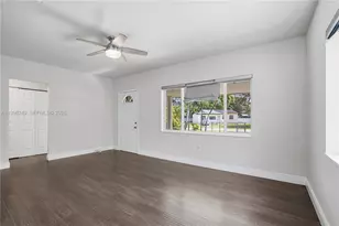 180 Seaman Ave, Opa-Locka, FL 33054 - Photo 11