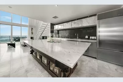 1040 Biscayne Blvd #3304, Miami, FL 33132 - Photo 7