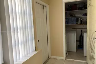 16924 SW 112th Ct, Miami, FL 33157 - Photo 11