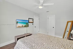 7811 NE 10th Ct, Miami, FL 33138 - Photo 33