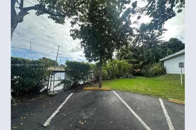 7801 NE 4th Ct #101, Miami, FL 33138 - Photo 11