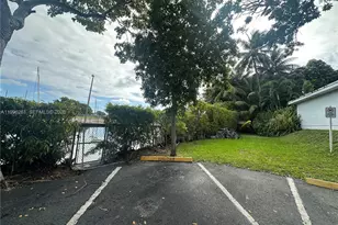 7801 NE 4th Ct, Miami, FL 33138 - Photo 11