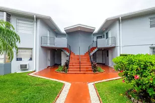 1723 NE Miami Gardens Dr, Miami, FL 33179 - Photo 19