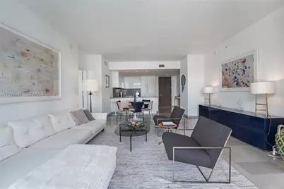 68 SE 6th St #2104, Miami, FL 33131 - Photo 5