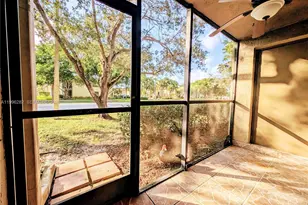 310 Lakeview Dr, Weston, FL 33326 - Photo 23