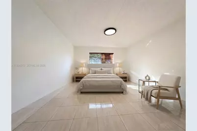 310 Lakeview Dr #105, Weston, FL 33326 - Photo 11