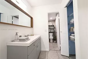 310 Lakeview Dr, Weston, FL 33326 - Photo 15