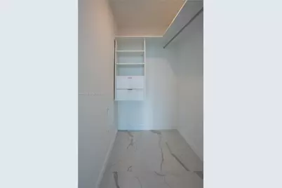 8425 Crespi Blvd #302, Miami Beach, FL 33141 - Photo 17