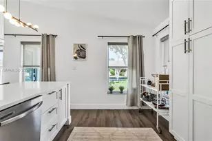 651 Shiloh Terrace, Davie, FL 33325 - Photo 13