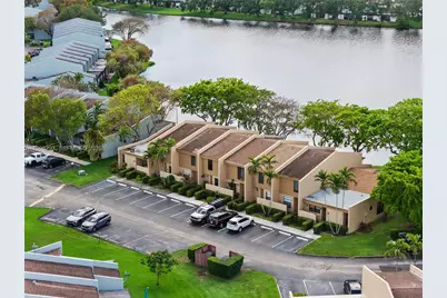 1360 NW 97th Ter #272, Pembroke Pines, FL 33024 - Photo 37