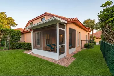 1016 Via Jardin #1016, Riviera Beach, FL 33418 - Photo 13