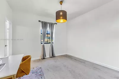 3392 W 105th Ter, Hialeah, FL 33018 - Photo 23