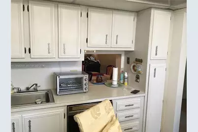 300 NE 26th Ave #314, Boynton Beach, FL 33435 - Photo 11