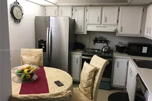 300 NE 26th Ave, Boynton Beach, FL 33435 - Photo 9