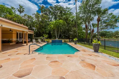 5328 E Leitner Dr, Coral Springs, FL 33067 - Photo 45
