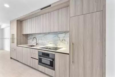 77 SE 5th Street #4206, Miami, FL 33131 - Photo 9