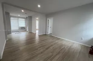 811 NW 21st Ct, Miami, FL 33125 - Photo 11