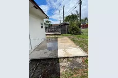 6237 Polk St #REAR, Hollywood, FL 33024 - Photo 11