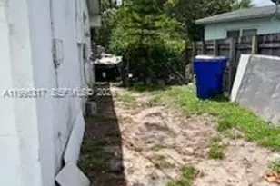 6237 Polk St, Hollywood, FL 33024 - Photo 9