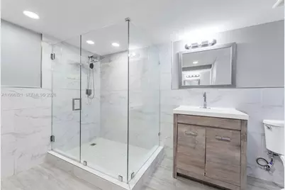 7653 NW 79th Ave #109, Tamarac, FL 33321 - Photo 11