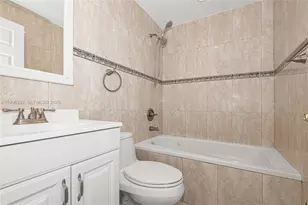 2545 NE 207th St, Miami, FL 33180 - Photo 29