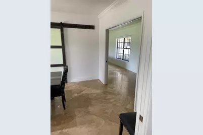 19265 E Saint Andrews Dr, Hialeah, FL 33015 - Photo 29