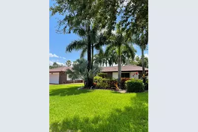 19265 E Saint Andrews Dr, Hialeah, FL 33015 - Photo 5