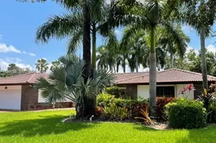 19265 E St Andrews Dr, Hialeah, FL 33015 - Photo 5