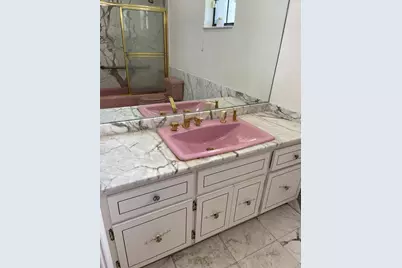 19265 E Saint Andrews Dr, Hialeah, FL 33015 - Photo 45