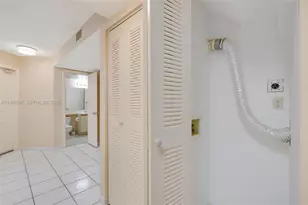 15485 N Miami Lakeway N, Miami Lakes, FL 33014 - Photo 11