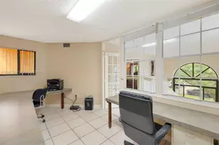 15485 N Miami Lakeway N, Miami Lakes, FL 33014 - Photo 25