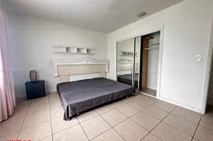 809 NE 2nd St, Hallandale Beach, FL 33009 - Photo 13