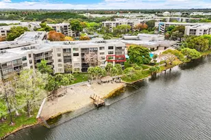 1101 Colony Point Cir, Pembroke Pines, FL 33026 - Photo 25