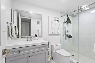 1101 Colony Point Cir, Pembroke Pines, FL 33026 - Photo 19