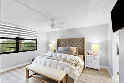 1101 Colony Point Cir #301, Pembroke Pines, FL 33026 - Photo 13