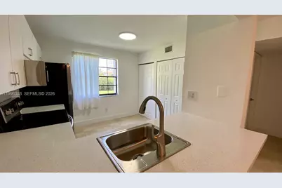 3552 Magellan Cir #126, Aventura, FL 33180 - Photo 7