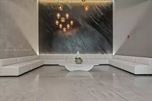 151 SE 1st St, Miami, FL 33131 - Photo 29