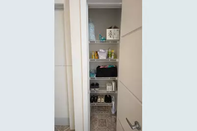 1900 N Bayshore Dr #910, Miami, FL 33132 - Photo 9