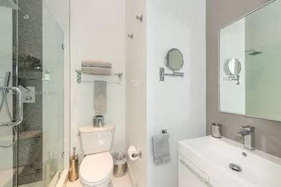 13145 Coronado Ln, North Miami, FL 33181 - Photo 37