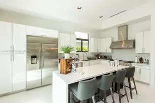 13145 Coronado Ln, North Miami, FL 33181 - Photo 21