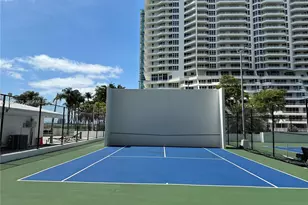 600 NE 36th St, Miami, FL 33137 - Photo 21