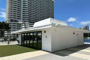 600 NE 36th St, Miami, FL 33137 - Photo 25