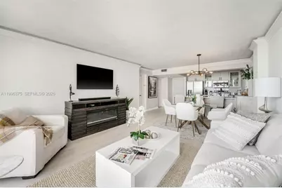 600 NE 36th St #1414, Miami, FL 33137 - Photo 9