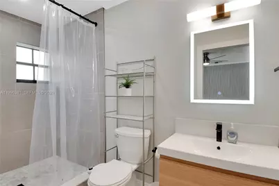 11426 NW 4th Ter #11426, Sweetwater, FL 33172 - Photo 15